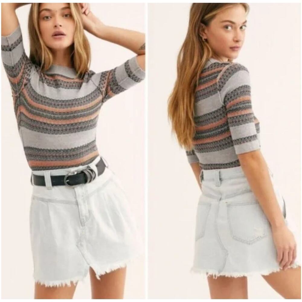 EUC Free People Side Car Denim Mini Skirt in Silver Lake​